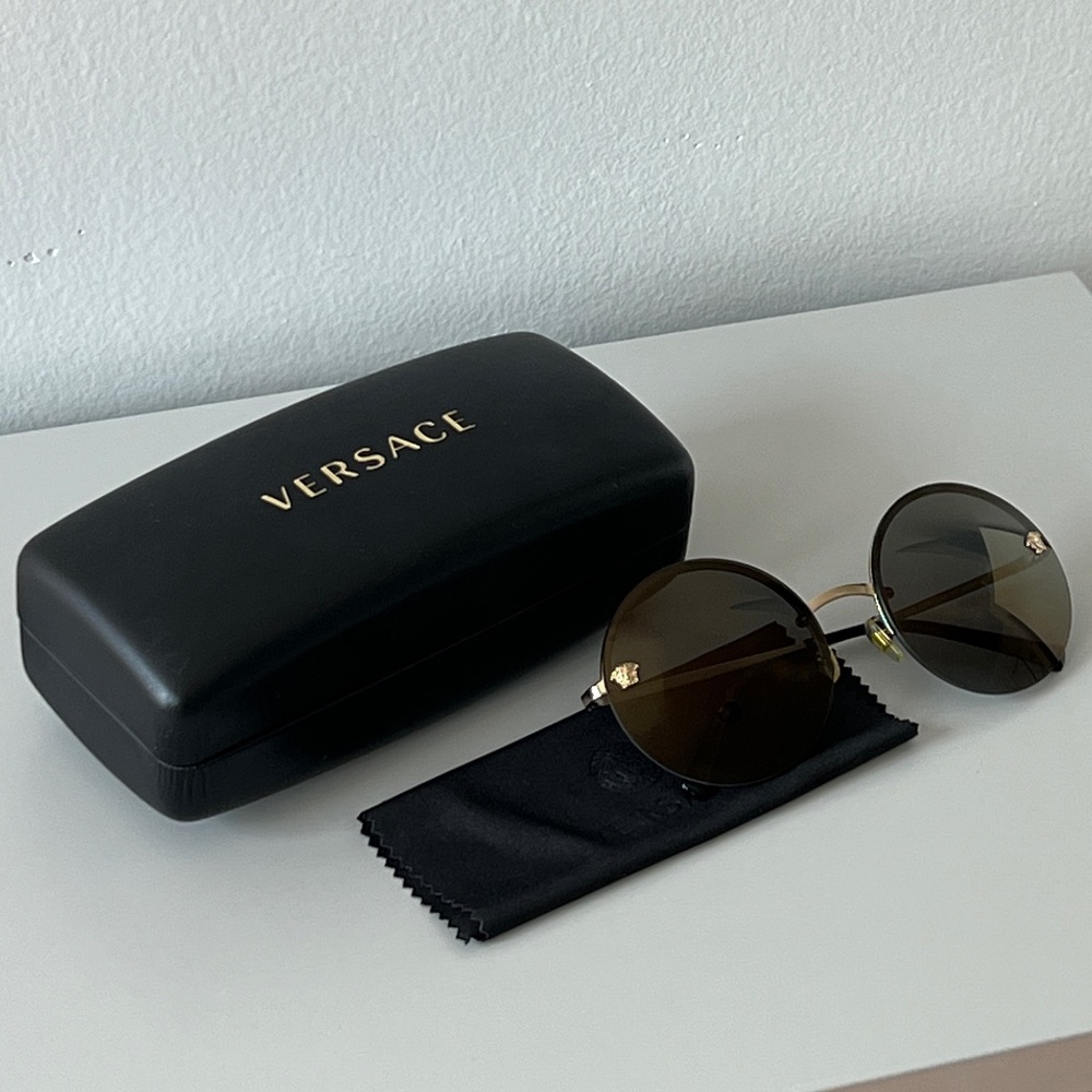 Versace Round Sunglasses